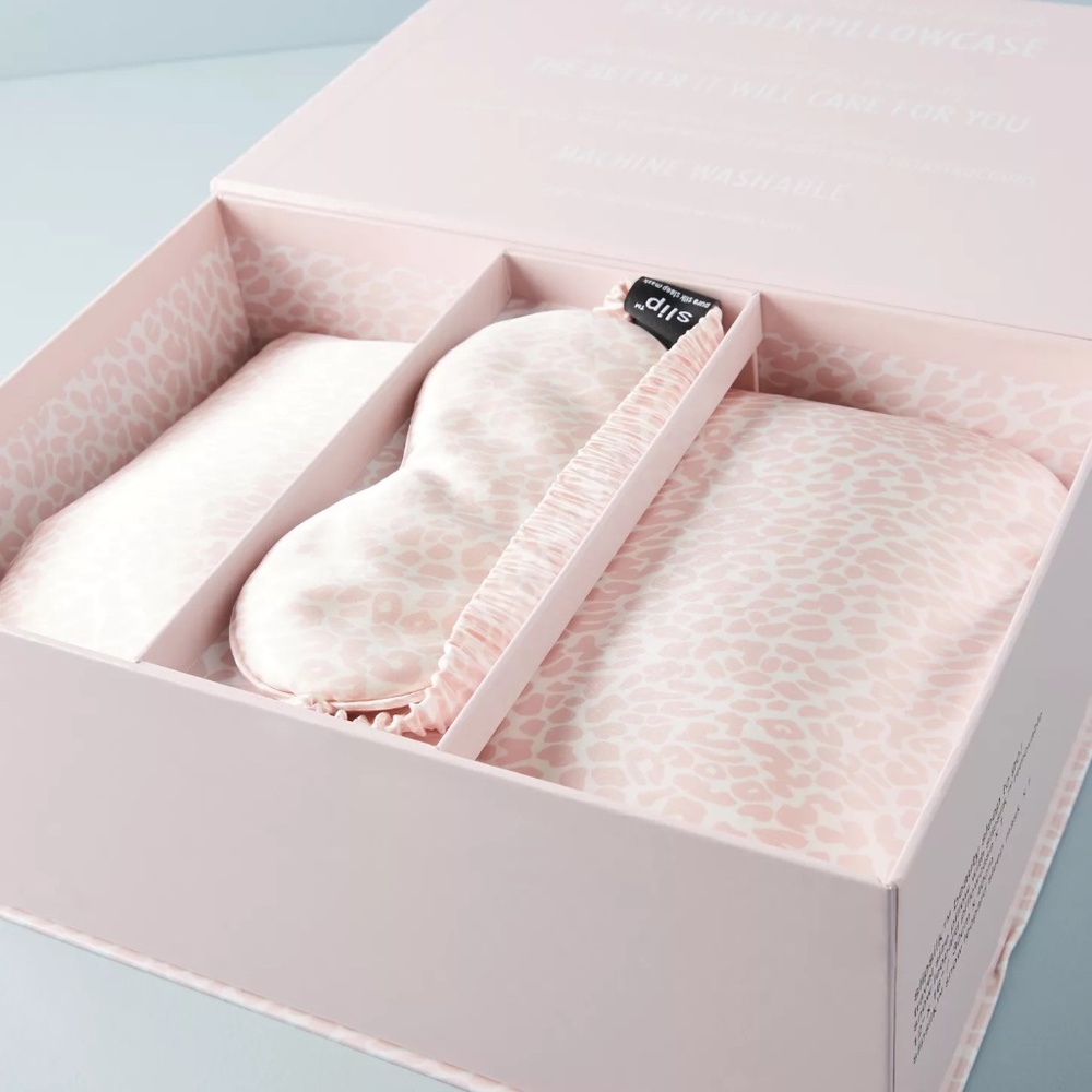 Slipsilk Beauty to Go Travel Pillow & Mask New in Box